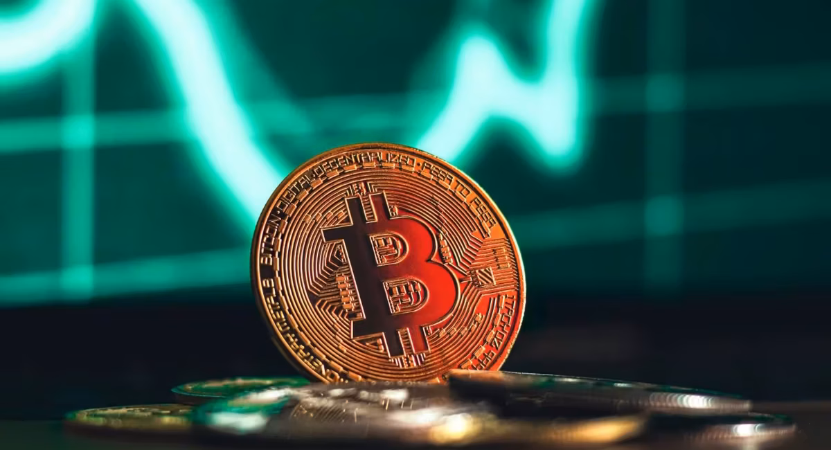 Crypto Market Update: Bitcoin Price Rallies as Trump Backs CLARITY Act