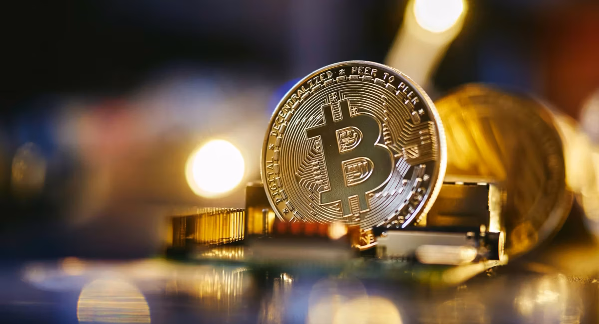 Crypto Market Update: Saylor’s Strategy Returns to Profit in Bitcoin Price Rebound