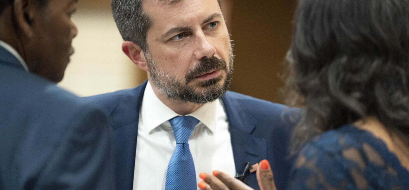 Democrat Pete Buttigieg criticizes Trump’s rollback of fuel-economy standards