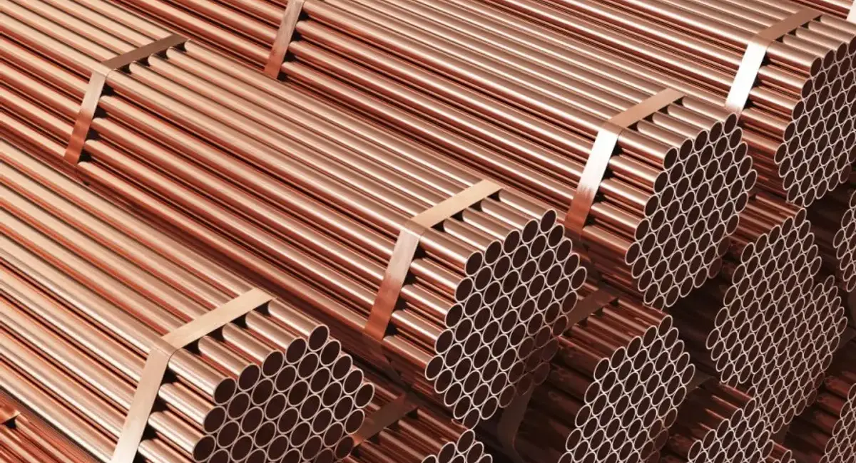 Copper Prices Near Record Levels as LME Inventories Sink on Tariff Fears